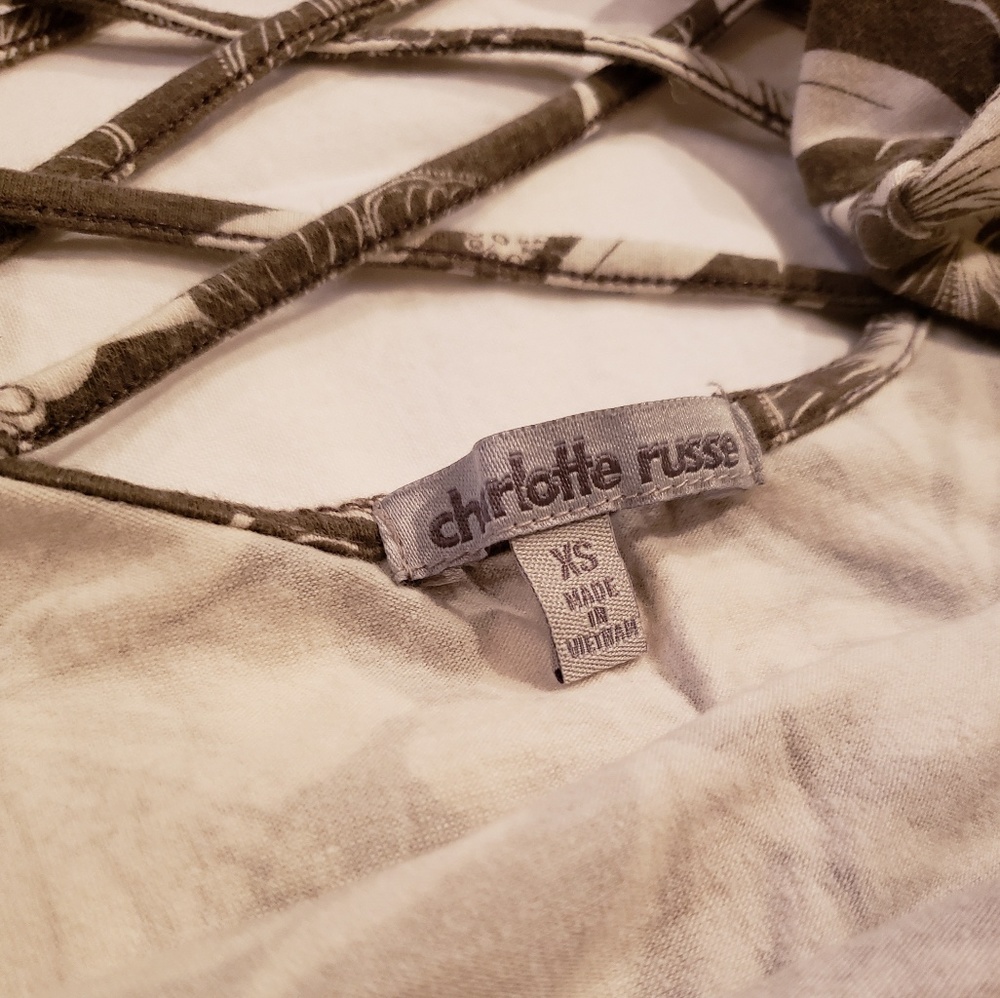 Patterned cross backed crop top - Picture 3 of 3